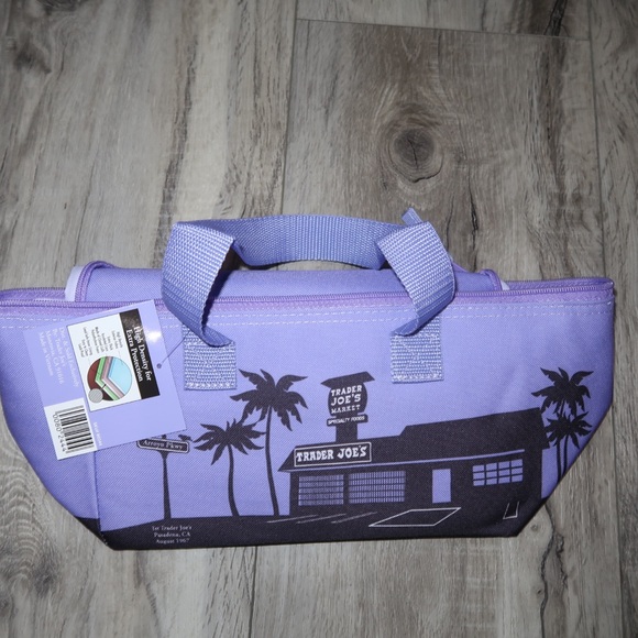 Trader Joe's Purple Insulated Bag - Picture 1 of 3